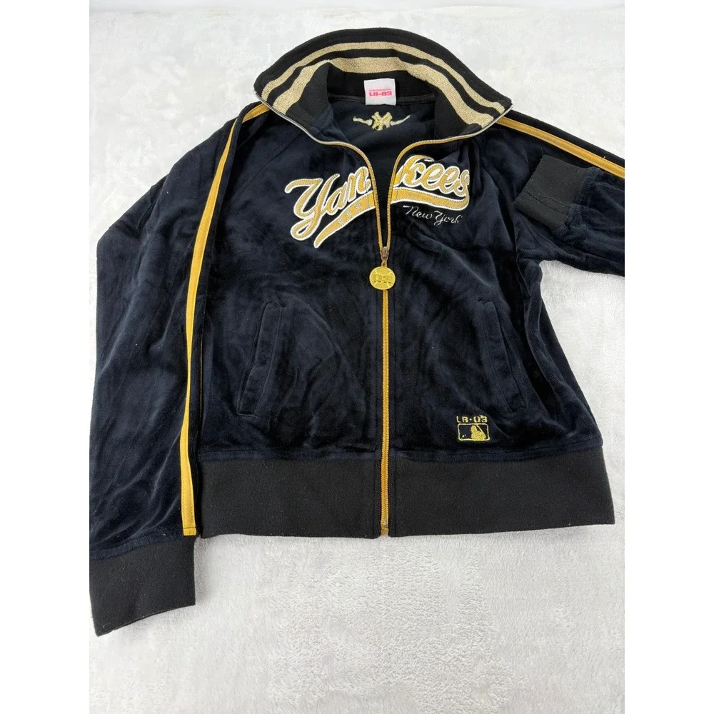 LB-03 MLB New York Yankees Tracksuit Set Velour Black Gold Y2K Streetwear
